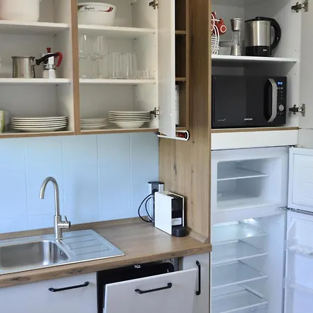 Daire Mate Balote 54 Krk Town